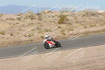 media/Apr-20-2025-AHRMA (Sun) [[393a79c373]]/Race/Group 11 early race/Turn 4b/